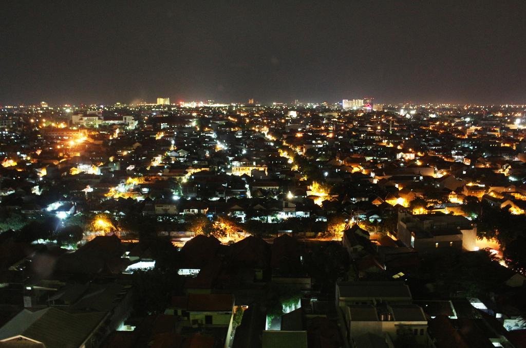 Pop! Hotel Gubeng Surabaya Exterior photo