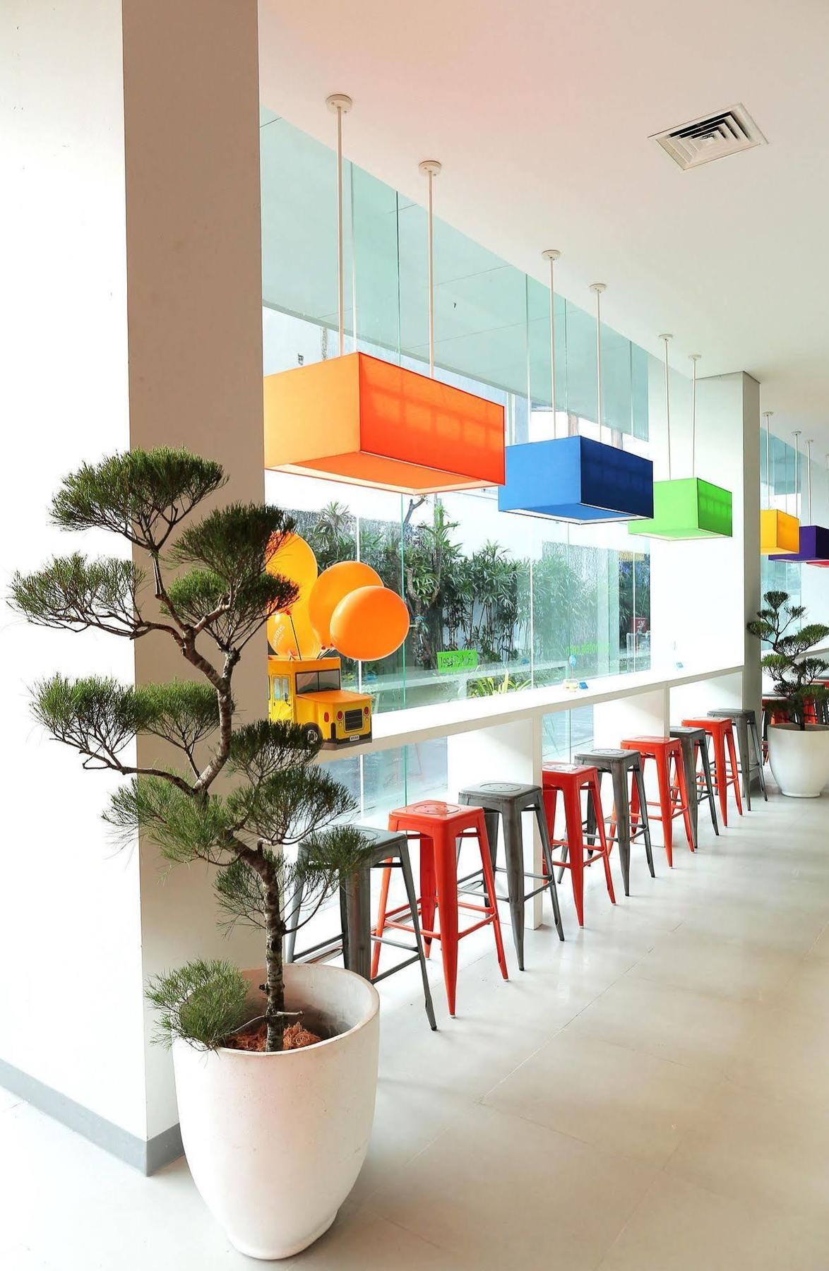 Pop! Hotel Gubeng Surabaya Exterior photo